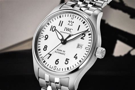 iwc pilot's mark xx|iwc mark xviii white dial.